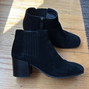 Aquatalia Women's Black Ankle Boots 6.5